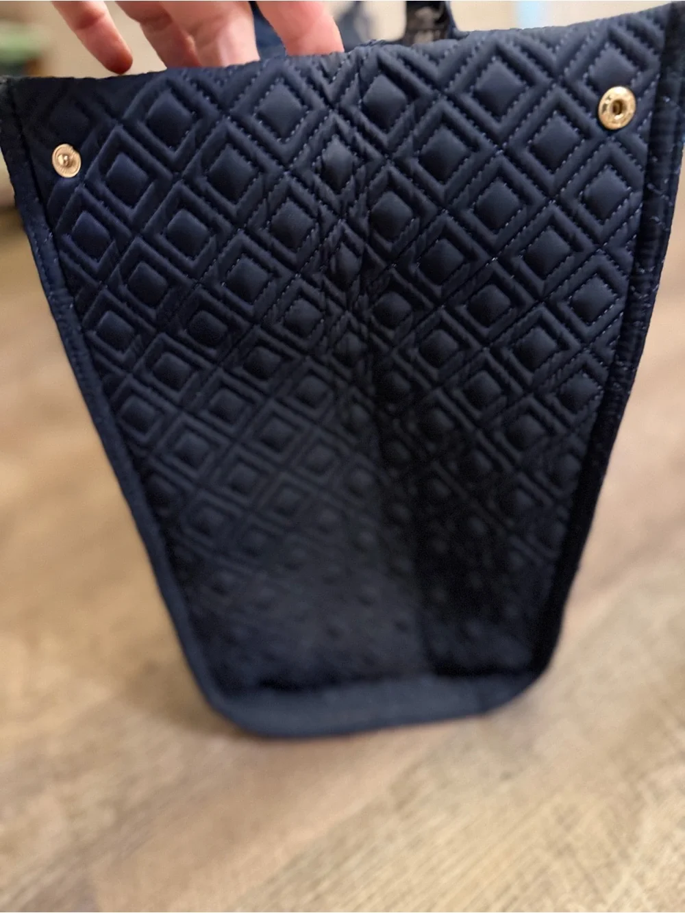 💥 STUNNING EXCELLENT USED CONDITION! Tory Burch Ella Quilted Diamond Tote 💥